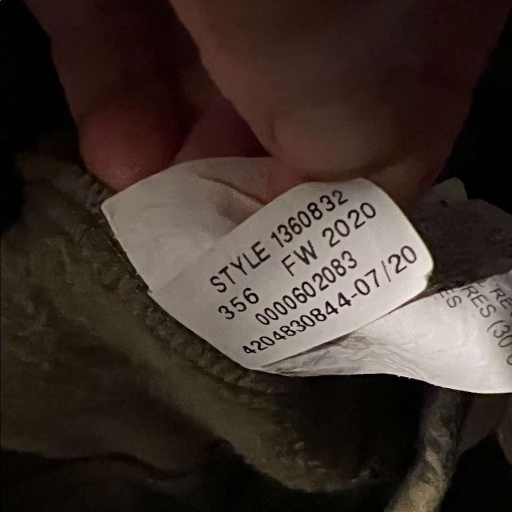 Under Armour Project Rock USA Camo Loose Fit Pullover Sweatshirt Women’s XL - Picture 11 of 11